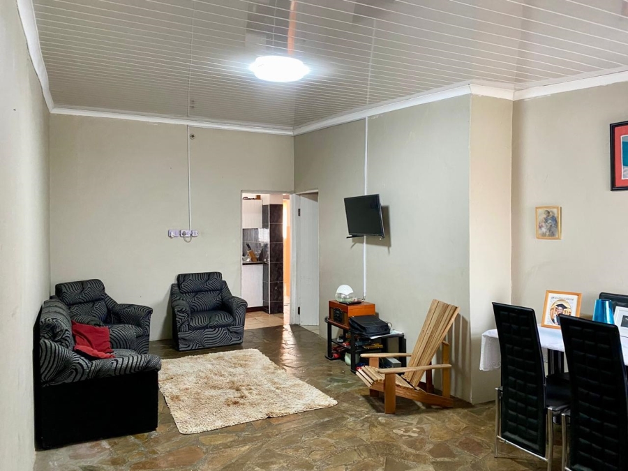 3 Bedroom Property for Sale in Manenberg Western Cape